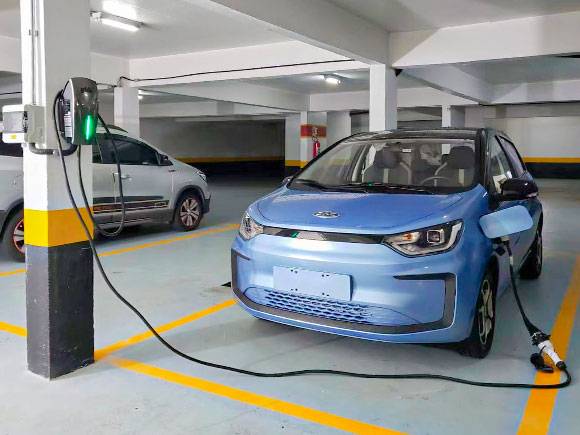 evB EV Charger Partners 01